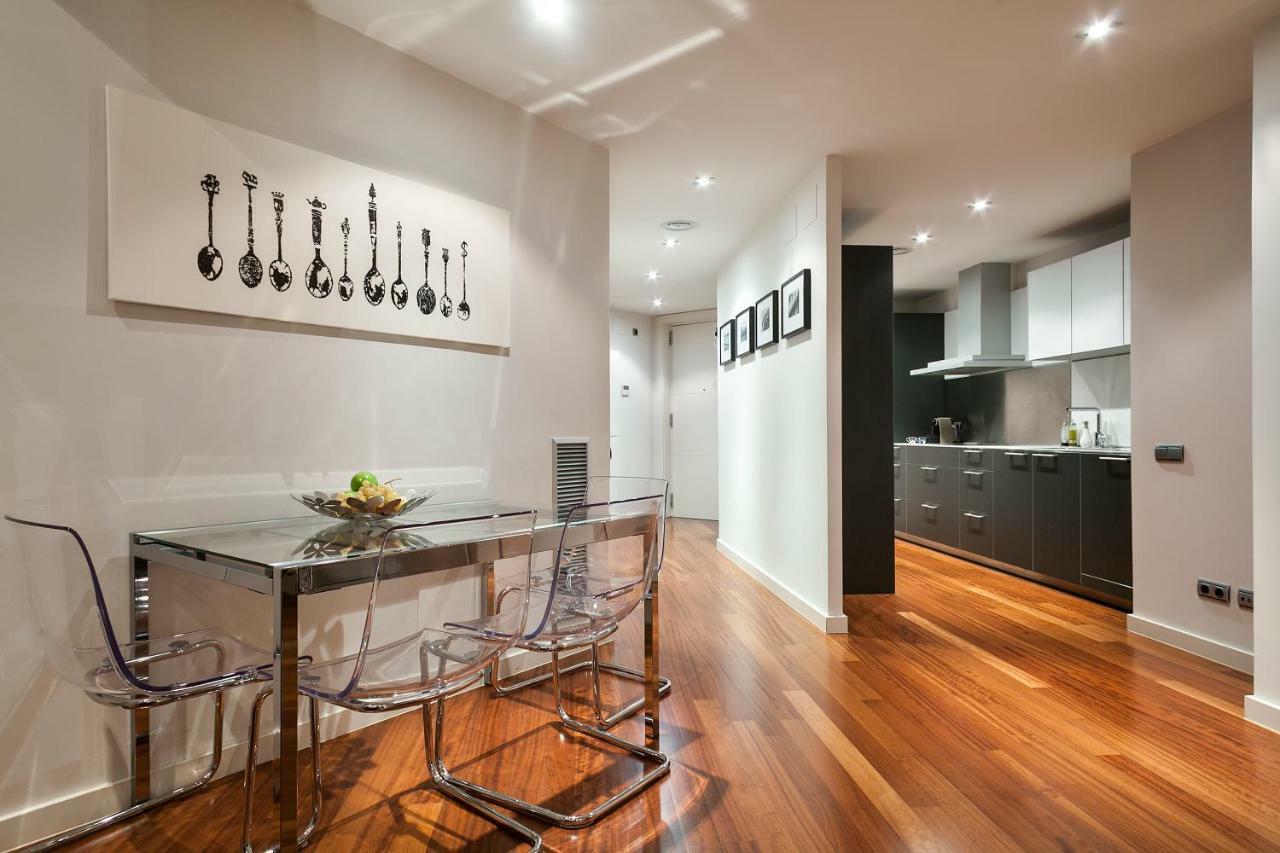 Uma Suites Passeig De Gracia 16 Барселона Екстер'єр фото