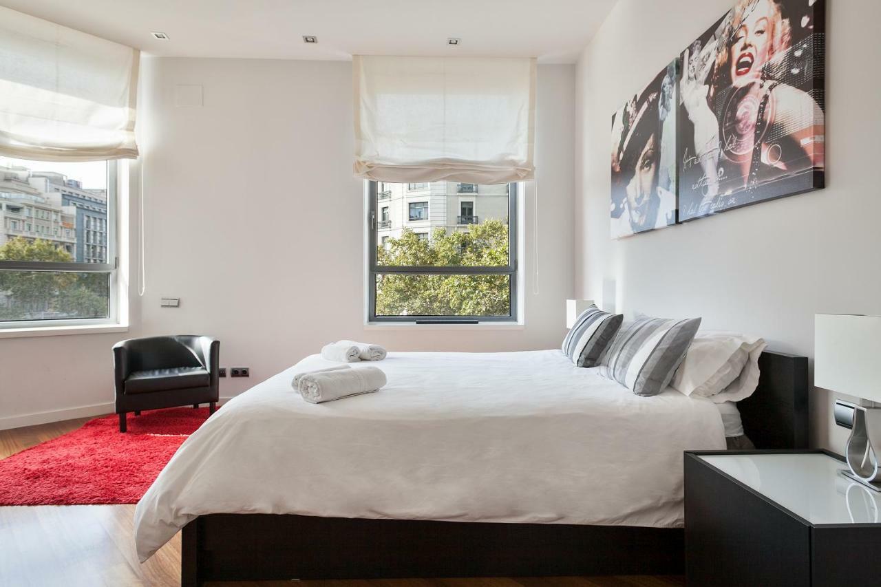 Uma Suites Passeig De Gracia 16 Барселона Екстер'єр фото
