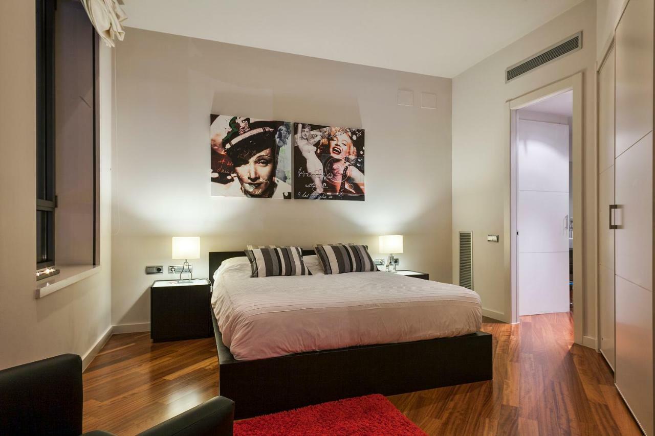 Uma Suites Passeig De Gracia 16 Барселона Екстер'єр фото